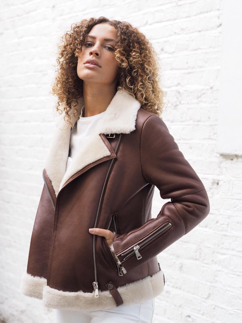 Shearling leather pilot jacket in brown